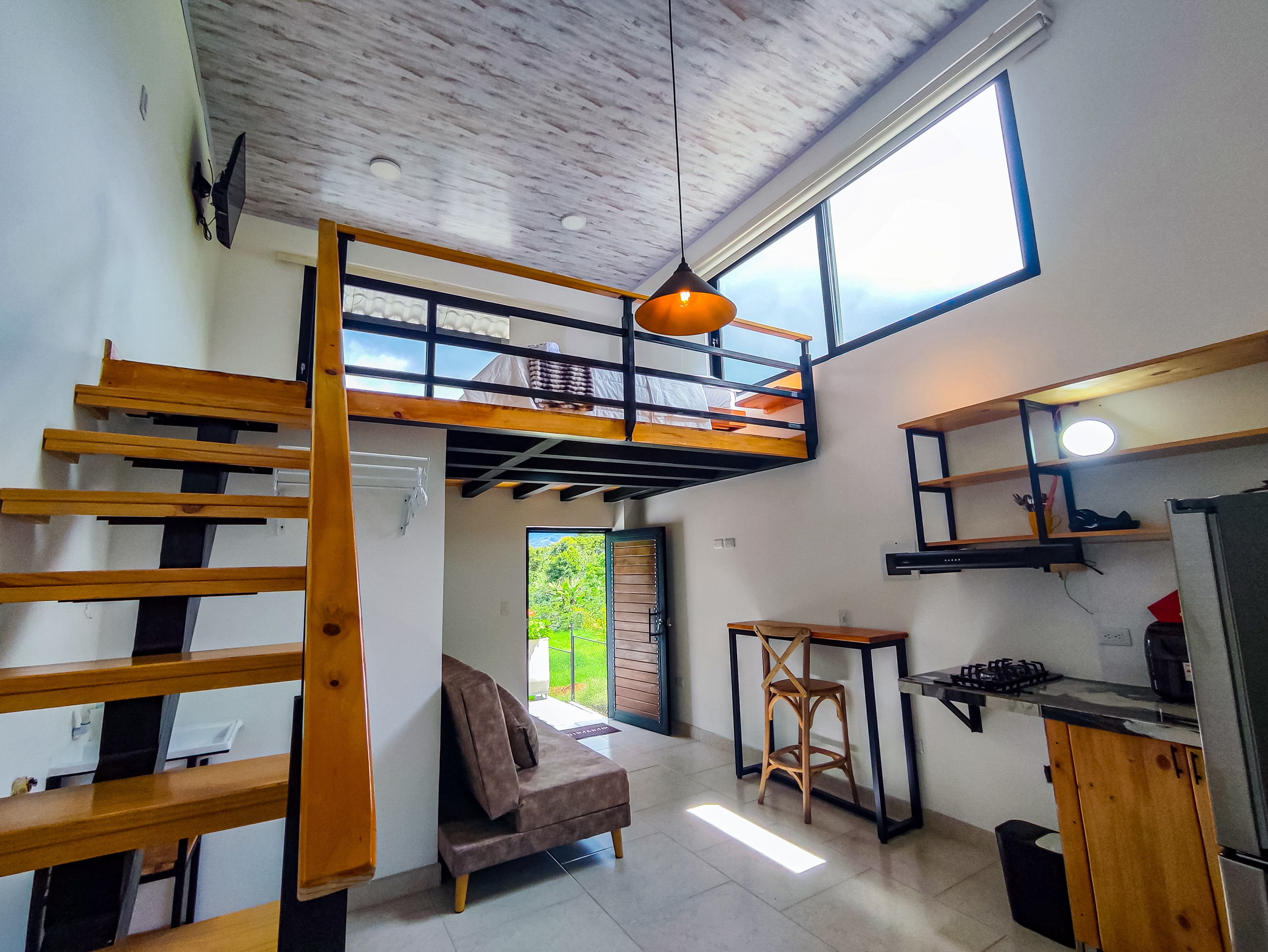 Room 8